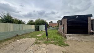 Photo 18- click for photo gallery